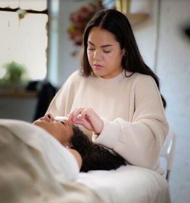 Lash Artist - Lash Business - LavisLash - lash extensions 